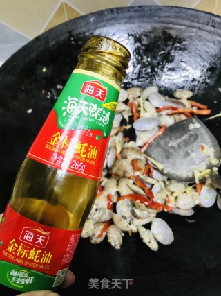 蚝油炒花甲的做法步骤：9