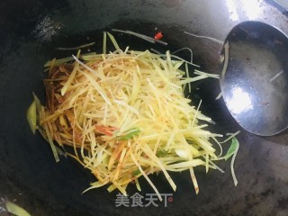 酸辣土豆丝的做法步骤：6