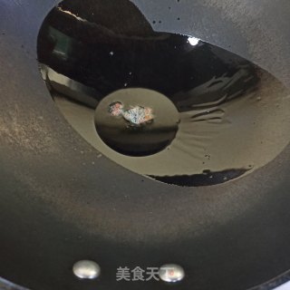 韭菜鸡蛋包子的做法步骤：5