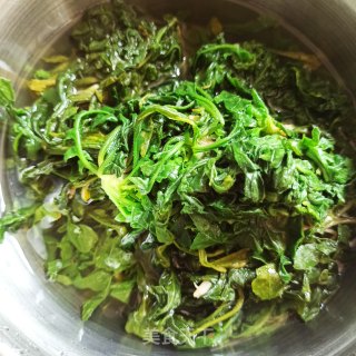 猪肉荠菜饺子的做法步骤：1