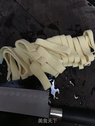 鱼头炖菜的做法步骤：3