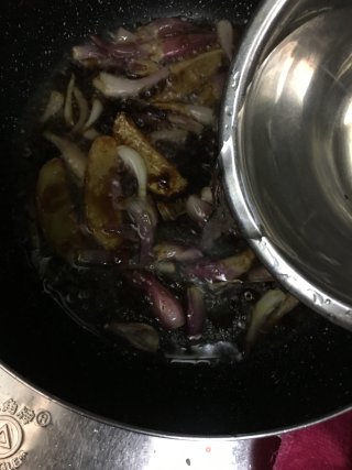 鱼头炖菜的做法步骤：11