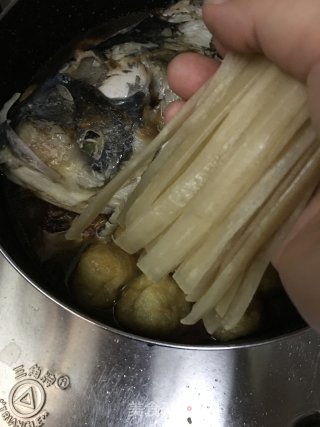 鱼头炖菜的做法步骤：14