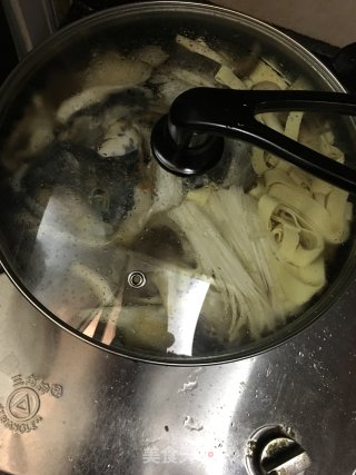 鱼头炖菜的做法步骤：16
