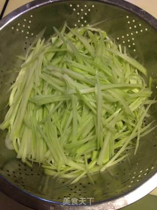 拌菜芯的做法步骤：2