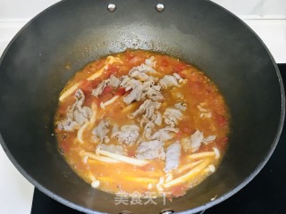 酸汤肥牛的做法步骤：5