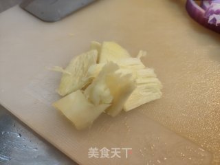 电饭锅盐焗鸡翅根的做法步骤：2