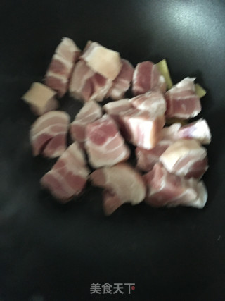 五花肉烧四季豆的做法步骤：2