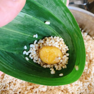 板栗排骨粽的做法步骤：7