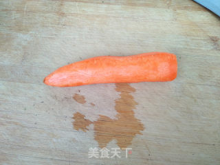 鲍鱼干贝XO酱拌胡萝卜豆芽菜的做法步骤：1