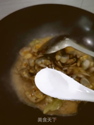 爆炒花蛤的做法步骤：9