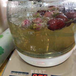 玫瑰红枣茶的做法步骤：3