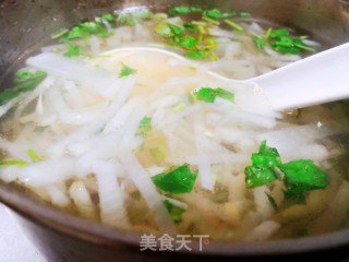 白萝卜汤的做法步骤：4
