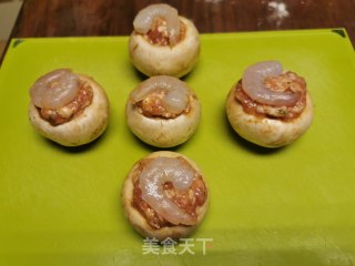 黑椒鲜虾蘑菇酿#春日应季美食#的做法步骤：4