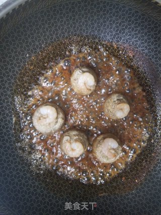 黑椒鲜虾蘑菇酿#春日应季美食#的做法步骤：7