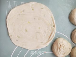 好吃的葱花饼的做法步骤：12