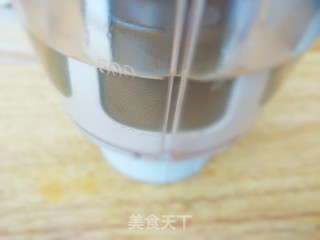 胡萝卜蜂蜜水的做法步骤：4