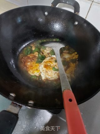 辣椒炒荷包蛋的做法步骤：5