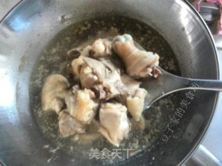 炒鸡腿的做法步骤：3