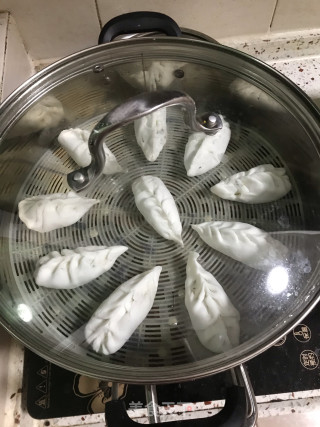 水晶蒸饺的做法步骤：16