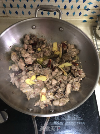 红酒烧兔肉的做法步骤：6