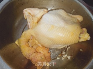 酱油鸡的做法步骤：1