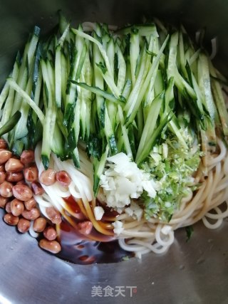 凉拌面的做法步骤：2
