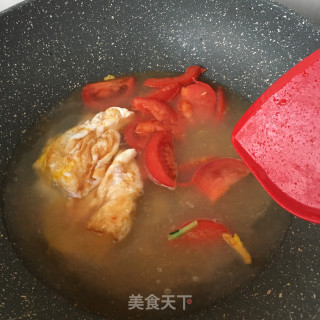 香菜番茄煎蛋汤的做法步骤：7