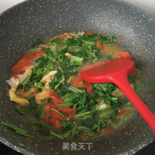 香菜番茄煎蛋汤的做法步骤：10