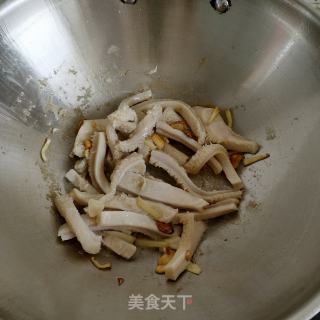 芹菜炒牛肚的做法步骤：3