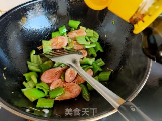 北极虾炒青椒的做法步骤：8
