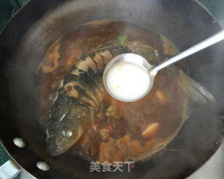 酸辣炖鱼的做法步骤：12