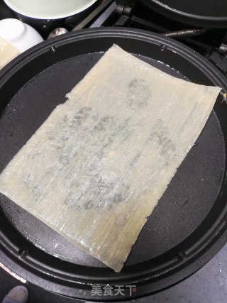 街边小吃烤冷面的做法步骤：2