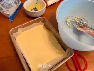 草莓蛋糕千层蛋糕蓝莓的做法步骤：4