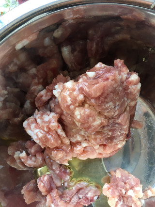 “春日应季美食”韭菜海鲜水饺的做法步骤：5
