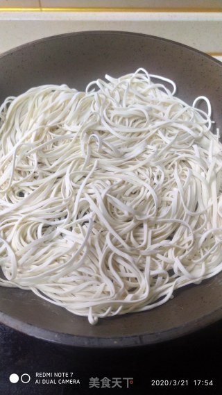 炒生面的做法步骤：1
