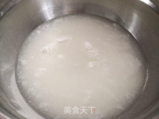 冰皮月饼的做法步骤：1