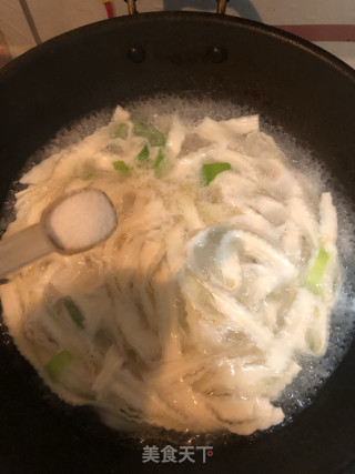 懒人浓汤宝面条的做法步骤：6