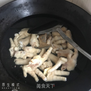 柠檬????泡椒凤爪的做法步骤：1