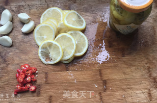 柠檬????泡椒凤爪的做法步骤：2
