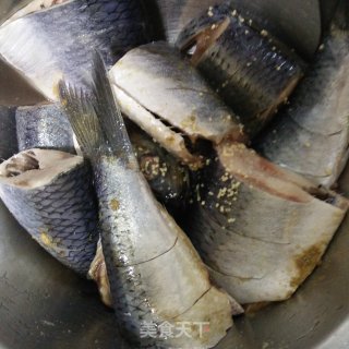 香辣青鱼的做法步骤：5