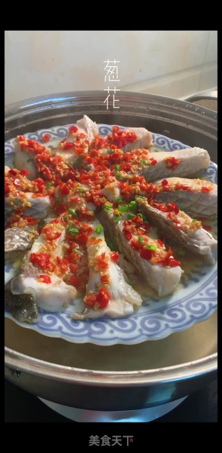 剁椒鱼腩的做法步骤：4