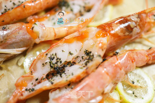 10个月以上辅食紫菜粉烤虾的做法步骤：4