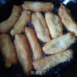 牛奶油条的做法步骤：11