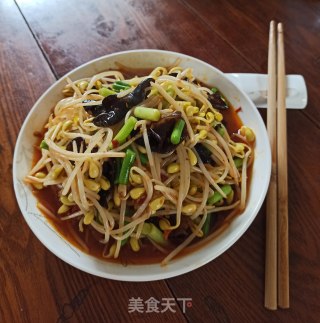 剁椒青蒜粒炒黄豆芽的做法步骤：8
