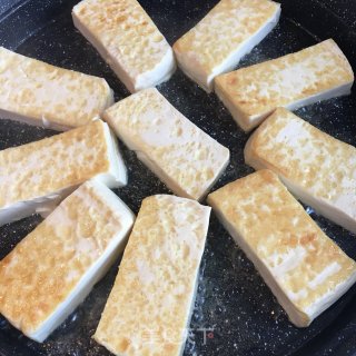 电饼档香煎豆腐的做法步骤：3