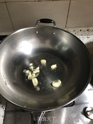 虾酱炒通菜的做法步骤：3