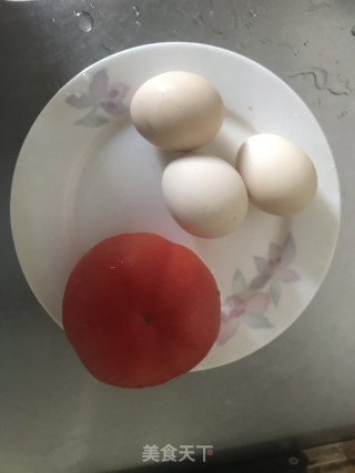 西红柿炒鸡蛋的做法步骤：1