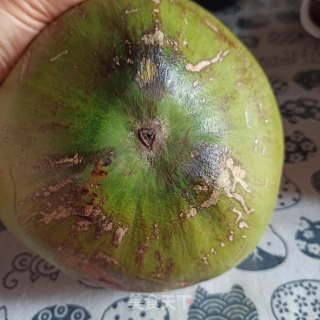 巧开椰青的做法步骤：1