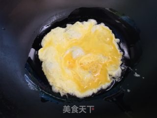 韭菜炒鸡蛋的做法步骤：2